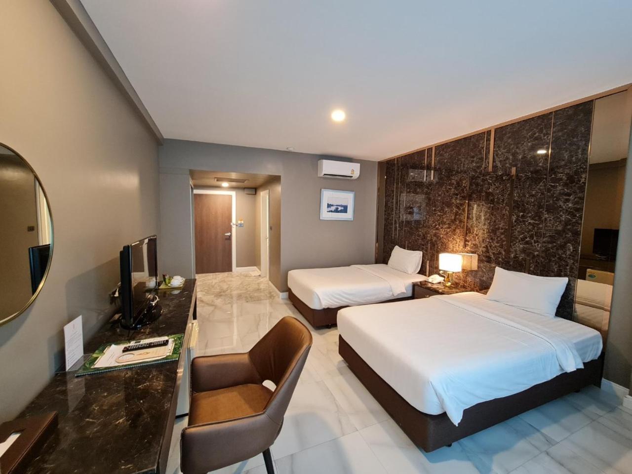 Chaisaeng Palace Hotel Sing Buri Exterior photo